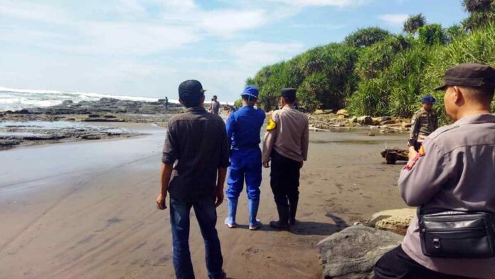 Nelayan Lobster Asal Garut Tewas Dihantam Ombak