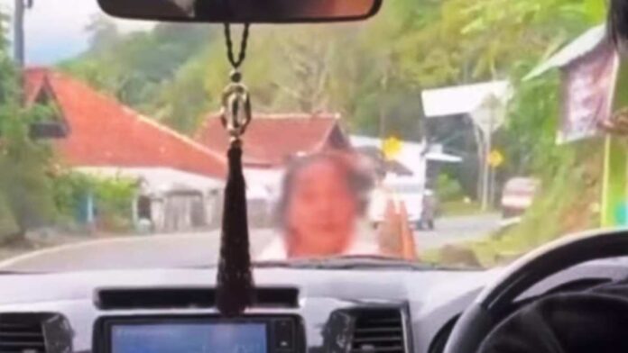 Aksi Nenek di Garut Viral