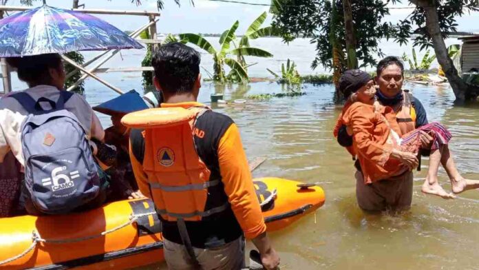Banjir di Demak Lumpuhkan Jalan Pantura, Ini Tiga Alternatif Lalu Lintas