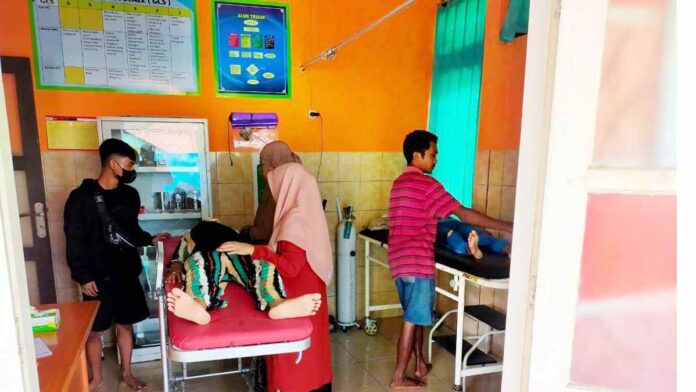 Diduga Lengah Nyeberang Jalan, Siswi SDN 1 Kertahayu Ciamis Tertabrak Sepeda Motor