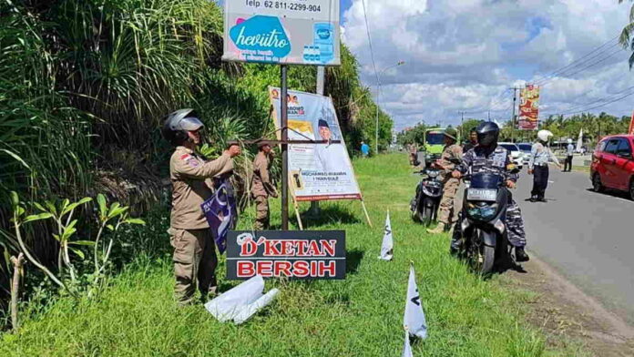 Memasuki Masa Tenang, Bawaslu Pangandaran Tertibkan APK