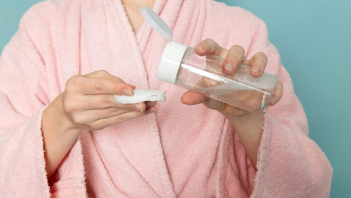 Perbedaan cleanser dan toner