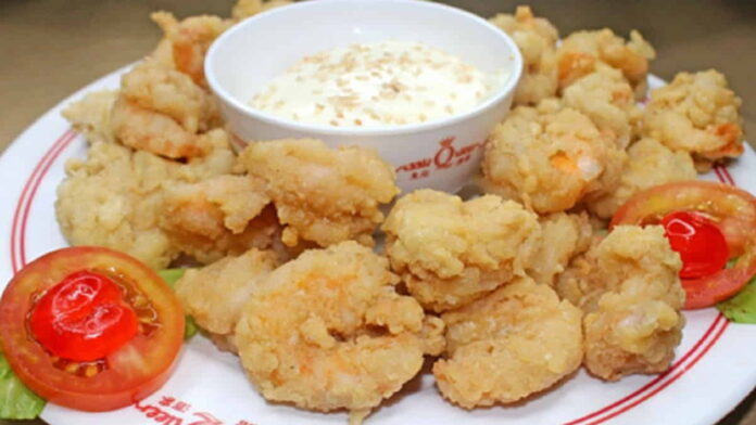 Queen Restaurant Bandung, Lokasi, Menu dan Daya Tarik