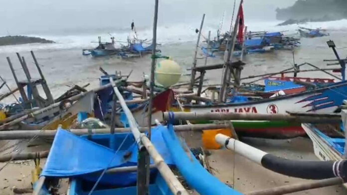 Gelombang Pasang Laut Selatan