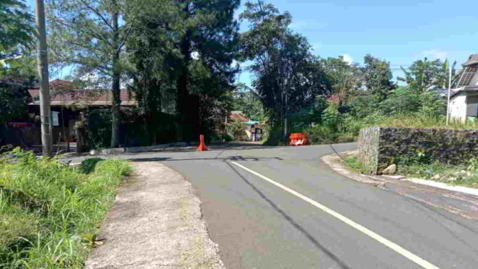 Cermin Cembung di Perempatan Jalan