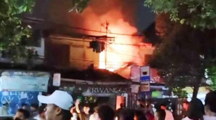 Tabung Gas Elpiji Meledak
