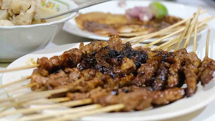 Lezatnya Sate Kambing Hadori Khas Bandung yang Melegenda