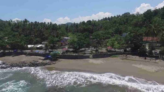 Pantai Karang Hawu Sukabumi, Pesona Alam bak Surga Tersembunyi