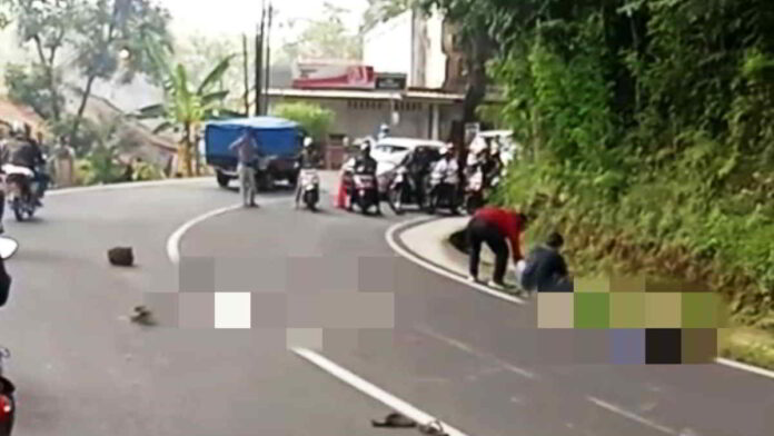 Tabrakan Motor dan Mobil Tangki