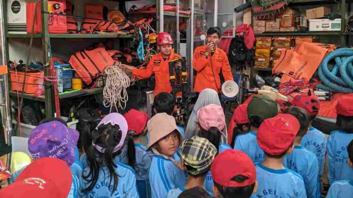 Anak kunjungi BPBD Ciamis