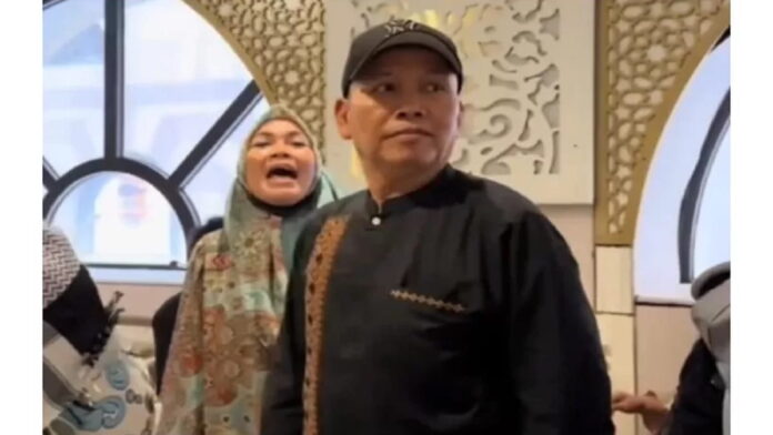 Ayah Ojak Labrak Orang Malaysia, Geram Negaranya Dicap Miskin