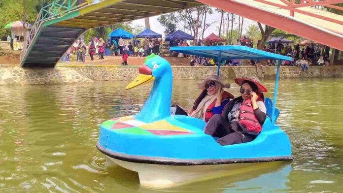 Bebek Gowes