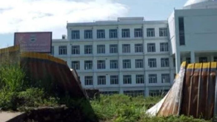 Gedung DPRD Bandung Barat Mangkrak