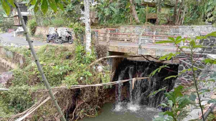 Jembatan Cikara Cipaku