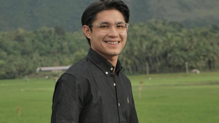 Klarifikasi Teuku Rassya Usai Postingan Tamara Bleszynski Viral