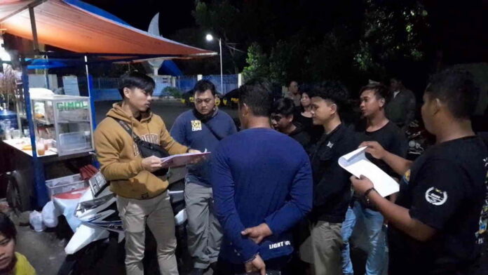 Patroli Gabungan di Kota Banjar, Petugas Amankan 12 Unit Sepeda Motor dan 2 Botol Miras