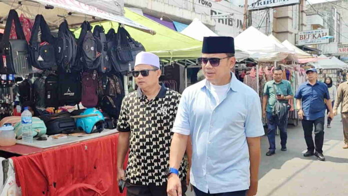 Uu dan Bima Arya Kompak Jalan-jalan di Kota Tasikmalaya