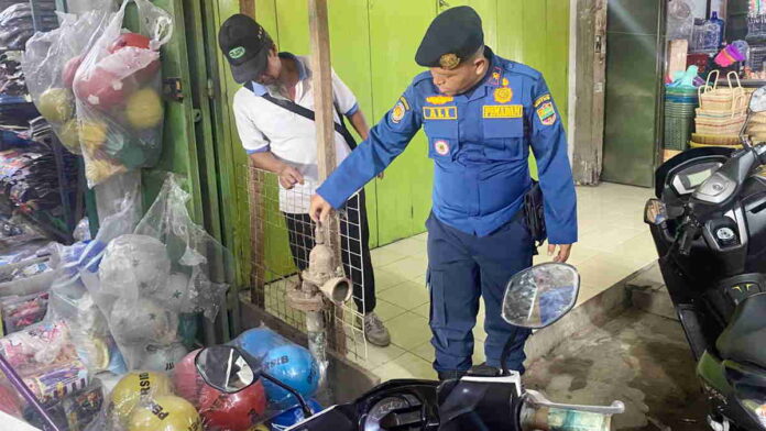 Damkar Ciamis Cek Hydrant di Pasar Banjarsari