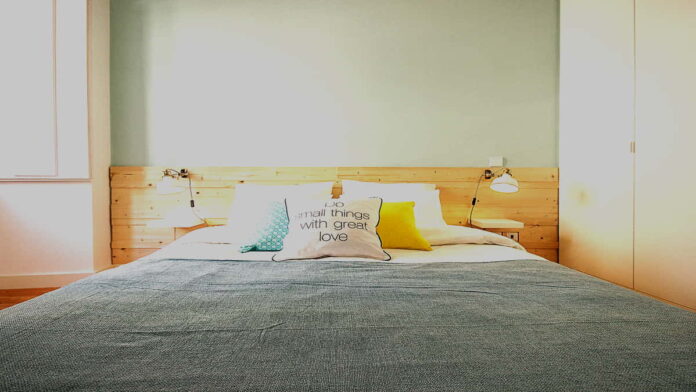 Inspirasi Desain Kamar Tidur 1.5 x 2 Meter Kekinian, Lebih Lega