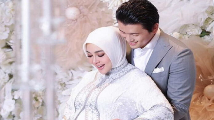 Syahrini Segera Melahirkan, Sang Adik Buka Suara