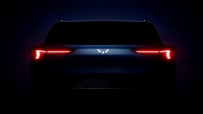 Wuling Starlight S, SUV Listrik Harga Terjangkau