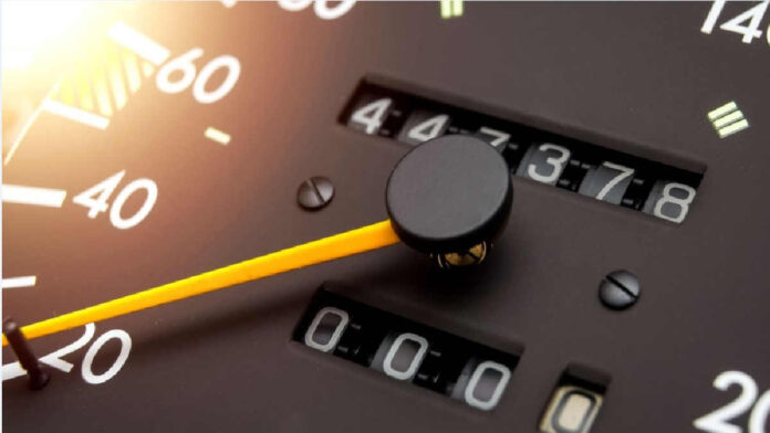 Cara Mengetahui Odometer Mobil Reset Melalui Ciri-Cirinya