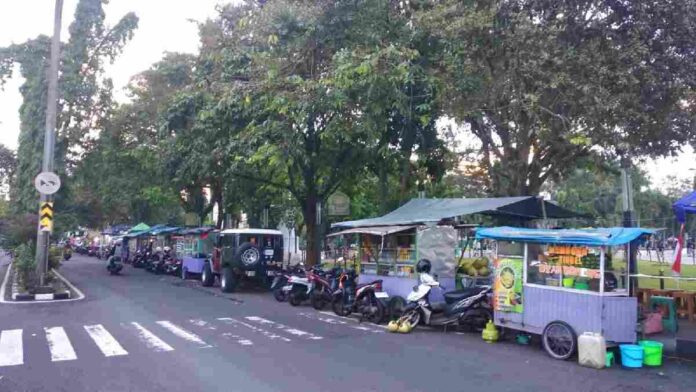 Food Court Alun-alun Ciamis