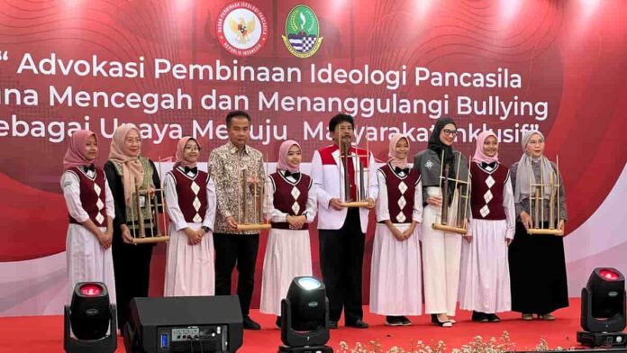 angka kasus bullying di Jawa Barat