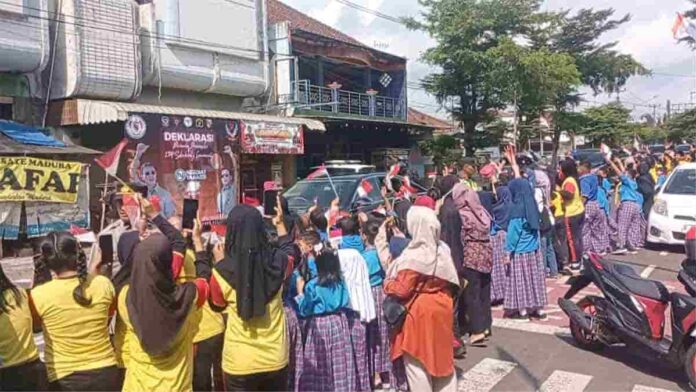 Antusias Lihat Presiden