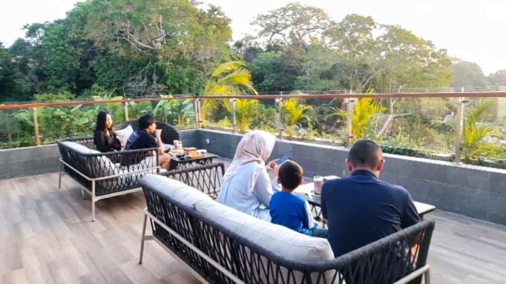 Cafe di Rooftop Hotel Grand Palma Pangandaran