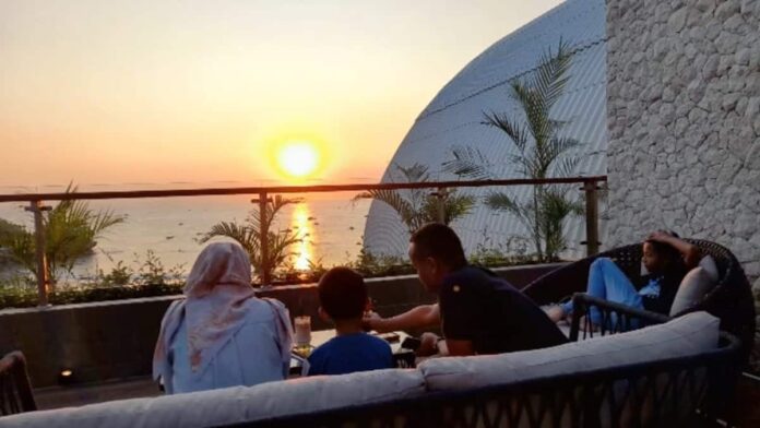 Cafe di Rooftop Hotel Grand Palma Pangandaran