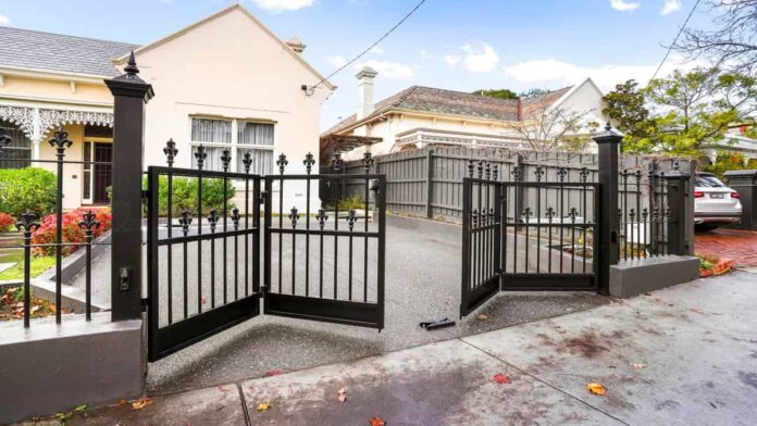 Desain Pagar Hollow Minimalis, Hunian Lebih Indah dan Aman