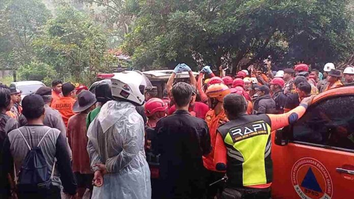 Jatuh di Jembatan Cirahong