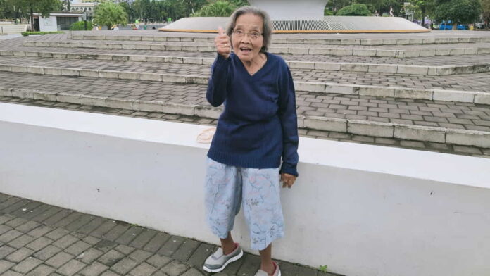 Rahasia Panjang Umur Rokayah, Nenek Asal Ciamis Masih Sehat di Usia Senja