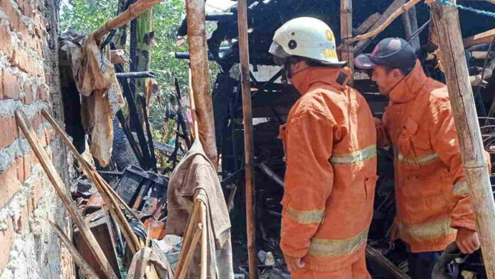 Rumah Warga di Kota Banjar Terbakar
