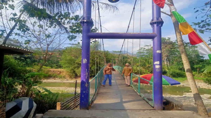 Jembatan Gantung penghubung Ciamis-Kuningan