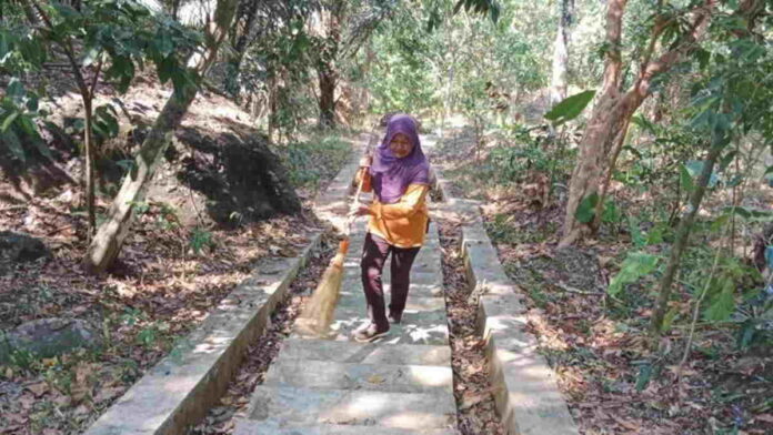Kisah Perjuangan Sri Hartini, Warga Gunungkidul yang Melestarikan Hutan Adat Wonosadi Gunungkidul Tampa Pamrih