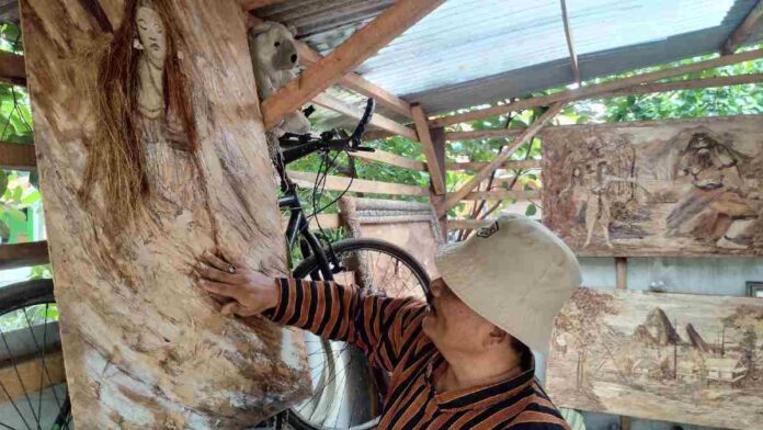Lukisan pelepah pisang Banjar