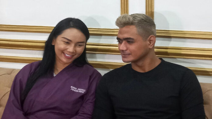 Murka Hingga Labrak Netizen Terkait Usik Kehidupan Asmara, Inilah Profil Kalina Octaranny