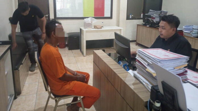 Sopir Angkot yang Pukuli Polisi di Garut