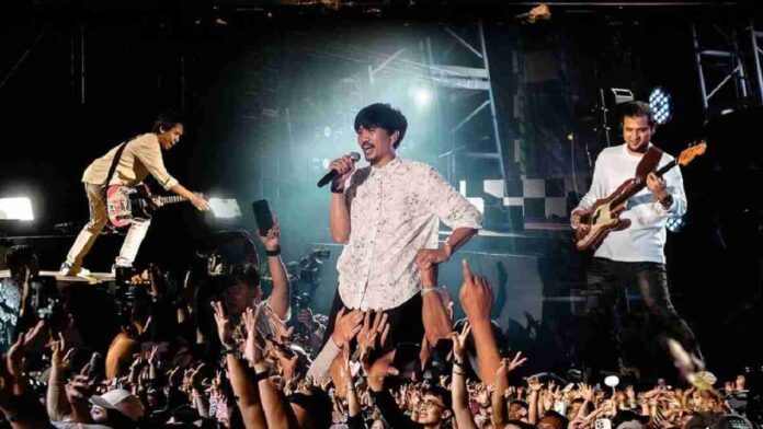 Konser Tunggu Aku di Bandung
