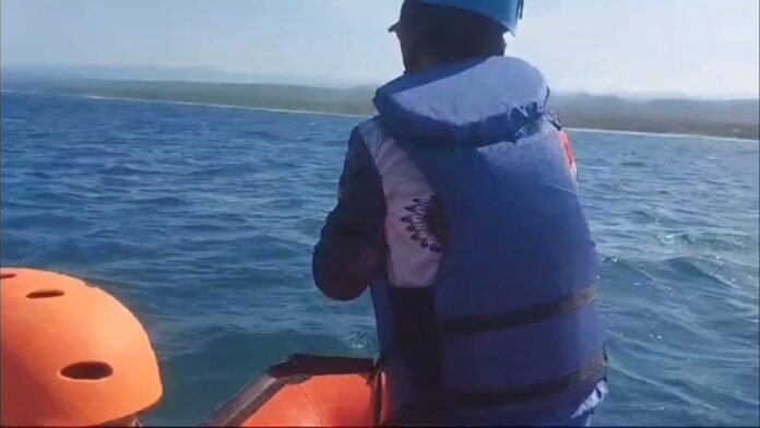 nelayan yang hilang tergulung ombak laut selatan Garut