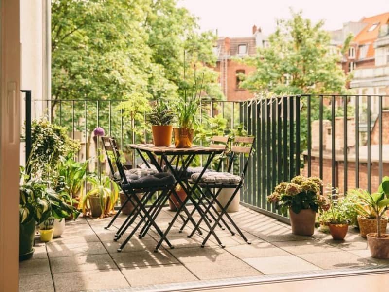 Balkon Rumah Aesthetic, Hunian Jadi Lebih Cantik dan Nyaman