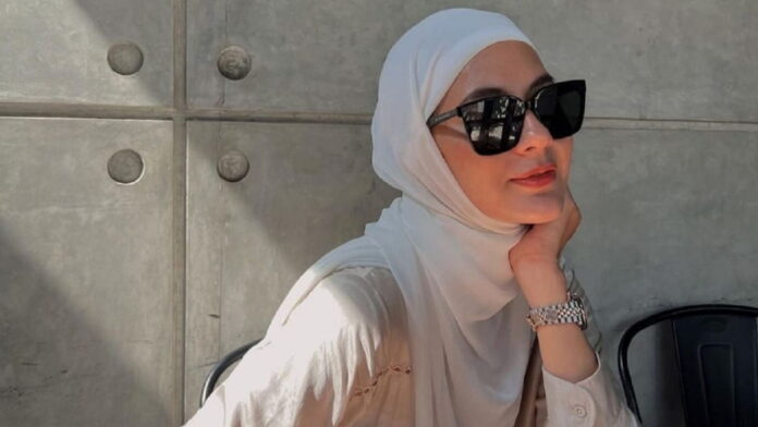 Ekspresi Paula Verhoeven Selama Sidang Cerai Jadi Sorotan