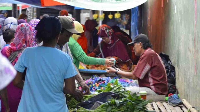 Komoditas alami deflasi