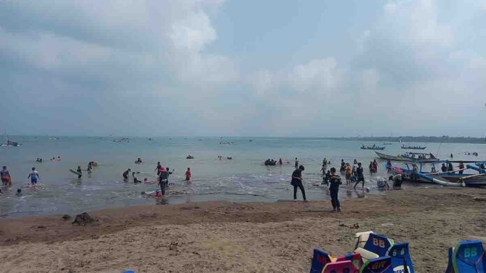 Kunjungan Wisatawan Turun