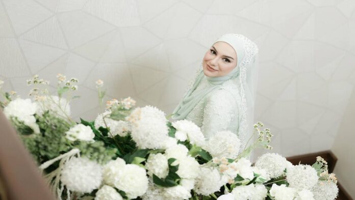 Ramal Perasaan Irish Bella, Denny Darko Ungkap Belum Cintai Suami Sepenuhnya