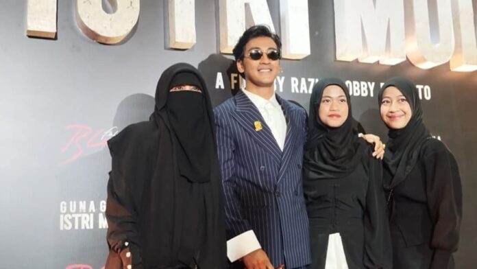 Abidzar beradegan panas di film Guna-Guna Istri Muda