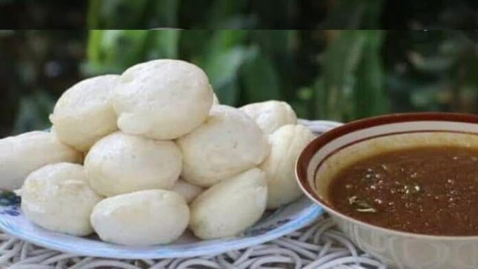 Cimplo jajanan tradisional khas Indramayu terbuat dari bahan apa?