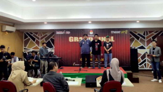 Lomba Stand Up Comedy